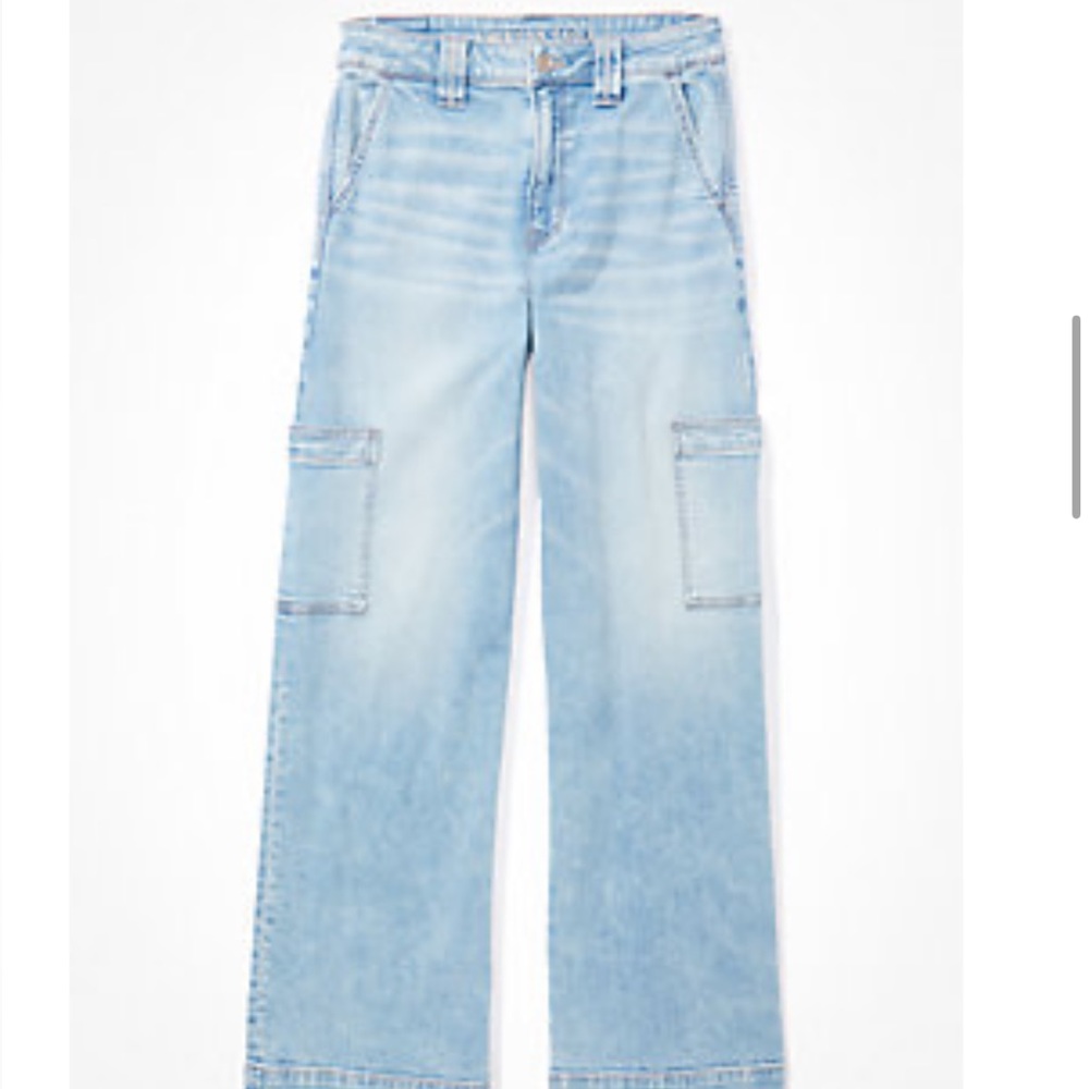 AE Dreamy Drape Stretch Super High-Waisted Cargo Baggy Wide-Leg Jean - 4 short